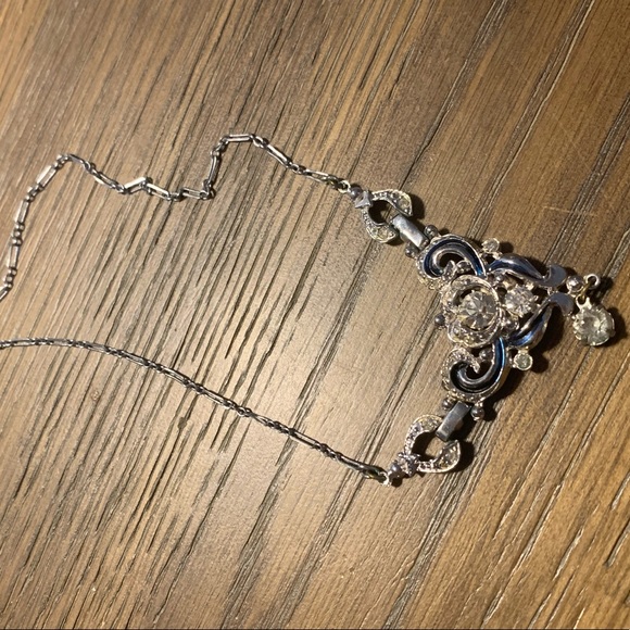 Uhmazing, Coro Rhinestone Necklace - Picture 3 of 9